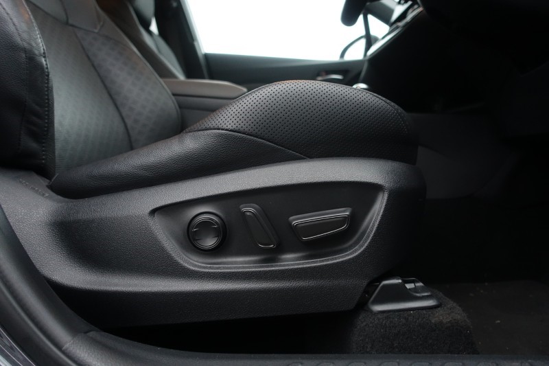 Used Toyota C-HR 2021 for sale - 76981868: Photo 45