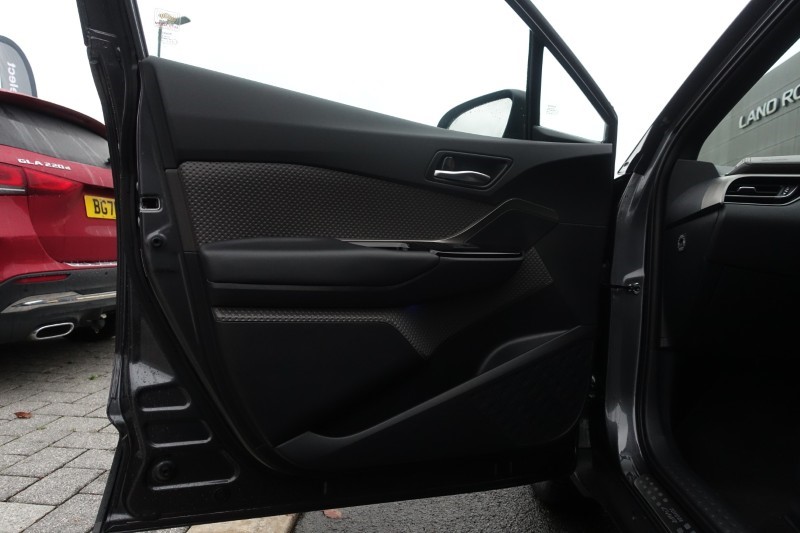 Used Toyota C-HR 2021 for sale - 76981868: Photo 55