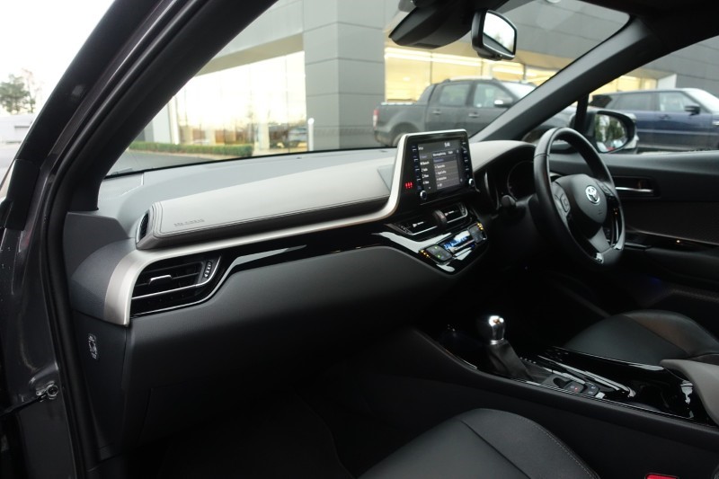 Used Toyota C-HR 2021 for sale - 76981868: Photo 57