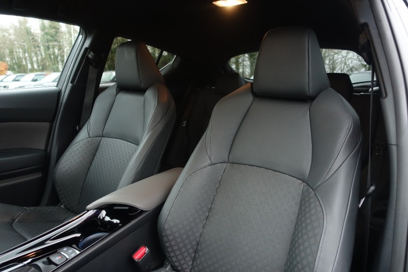 Used Toyota C-HR 2021 for sale - 76981868: Photo 58