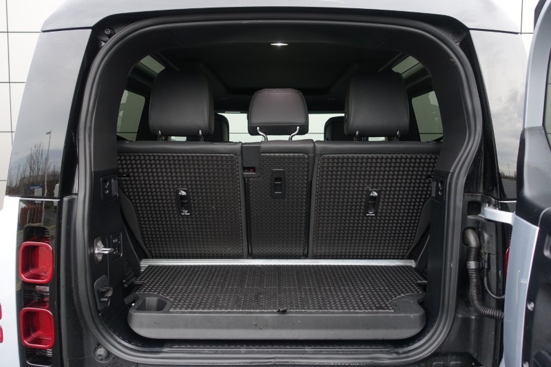 Used Land Rover Defender 2024 for sale - 77001348: Photo 10