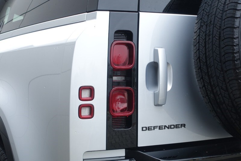 Used Land Rover Defender 2024 for sale - 77001348: Photo 19