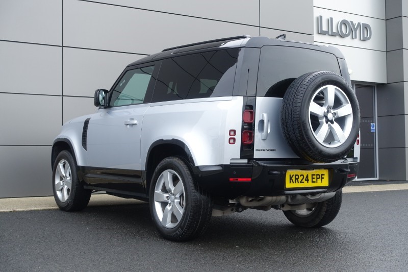 Used Land Rover Defender 2024 for sale - 77001348: Photo 2