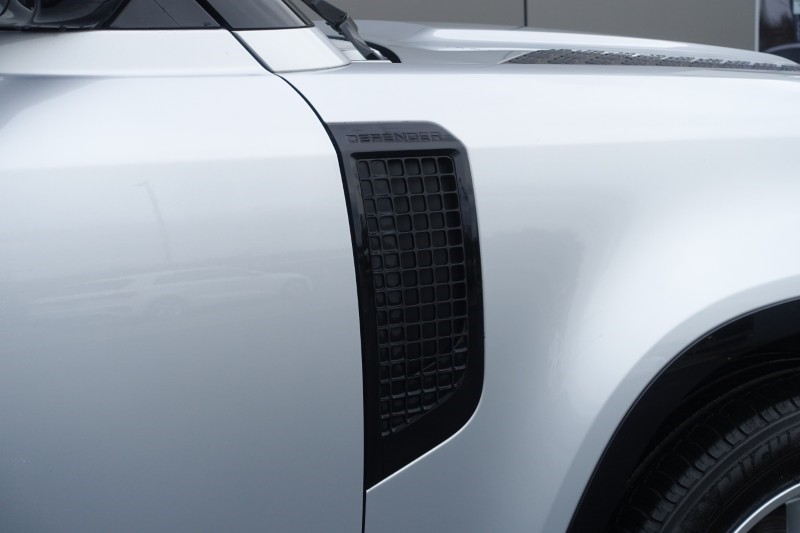 Used Land Rover Defender 2024 for sale - 77001348: Photo 20