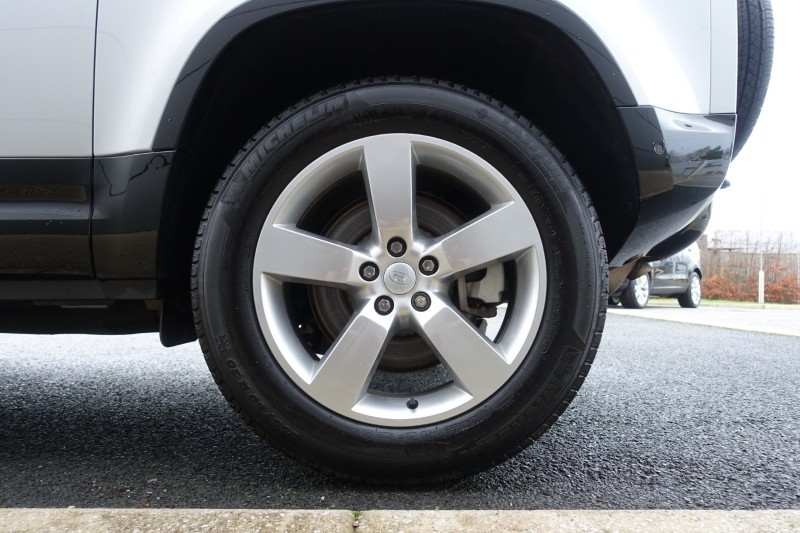 Used Land Rover Defender 2024 for sale - 77001348: Photo 30