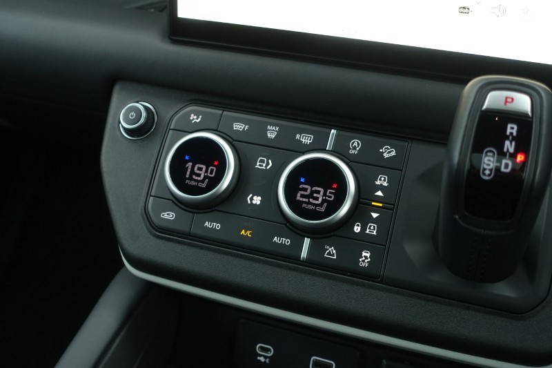 Used Land Rover Defender 2024 for sale - 77001348: Photo 47