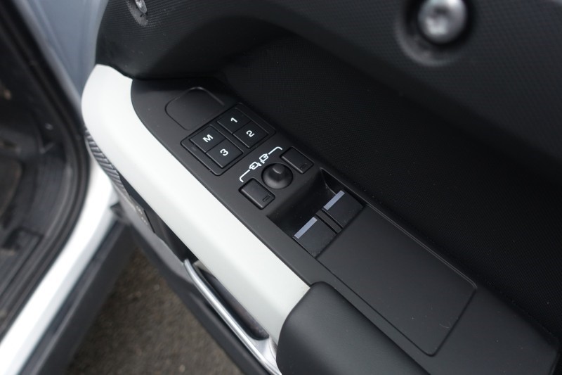 Used Land Rover Defender 2024 for sale - 77001348: Photo 55