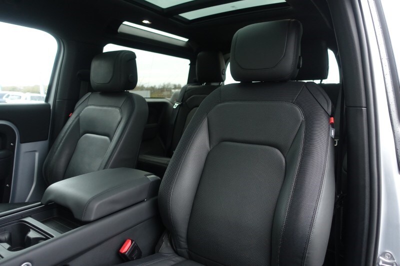 Used Land Rover Defender 2024 for sale - 77001348: Photo 61