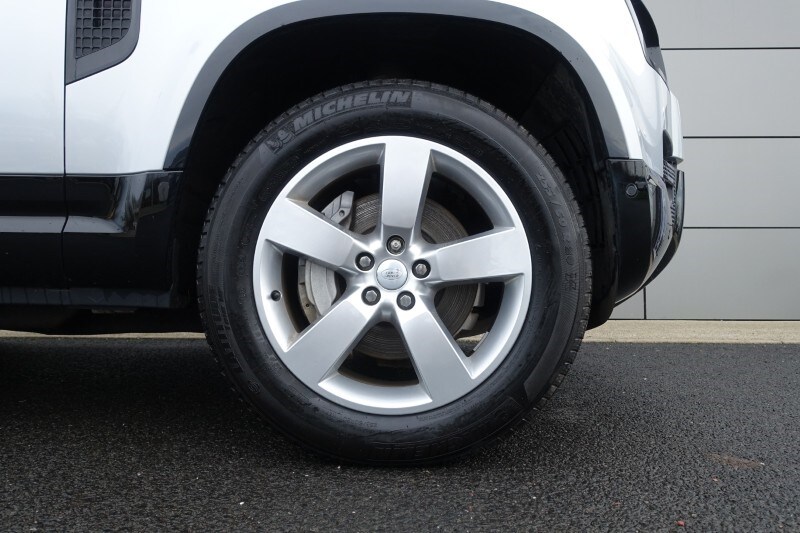 Used Land Rover Defender 2024 for sale - 77001348: Photo 8