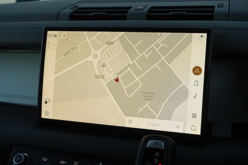 Used Land Rover Defender 2023 for sale - 76981959: Photo 11