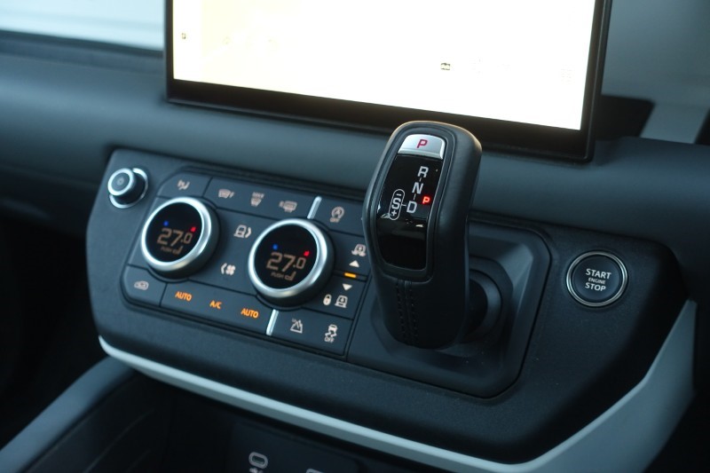 Used Land Rover Defender 2023 for sale - 76981959: Photo 13