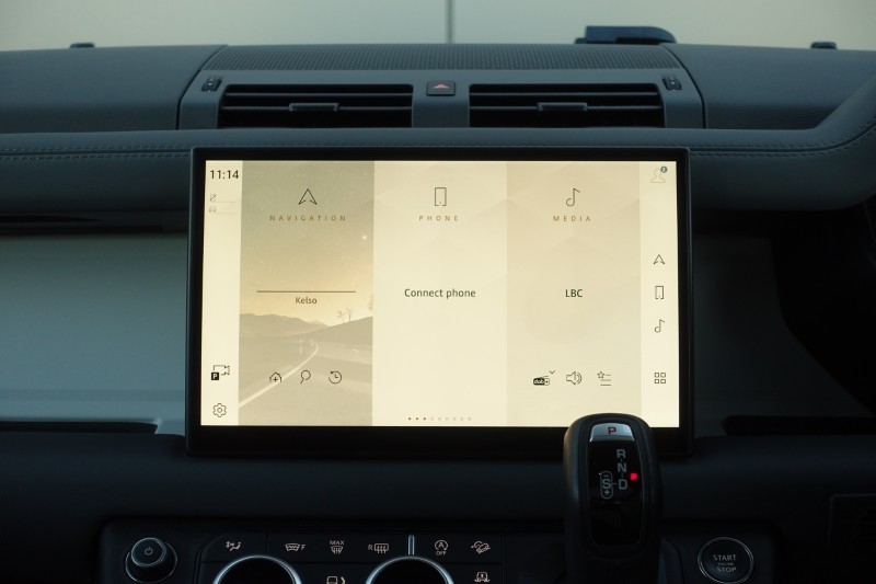 Used Land Rover Defender 2023 for sale - 76981959: Photo 14