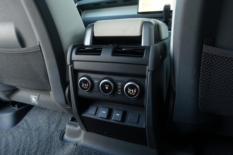 Used Land Rover Defender 2023 for sale - 76981959: Photo 18