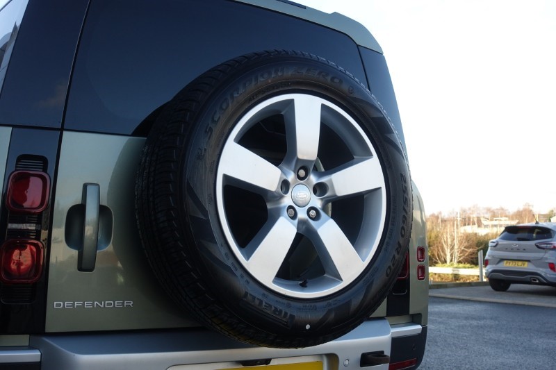 Used Land Rover Defender 2023 for sale - 76981959: Photo 29