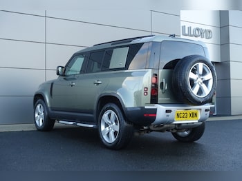 Used Land Rover Defender 2023 for sale - 76981959: Photo