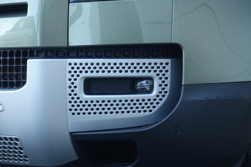 Used Land Rover Defender 2023 for sale - 76981959: Photo 34