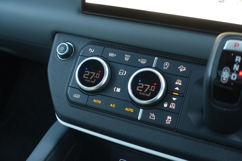 Used Land Rover Defender 2023 for sale - 76981959: Photo 49