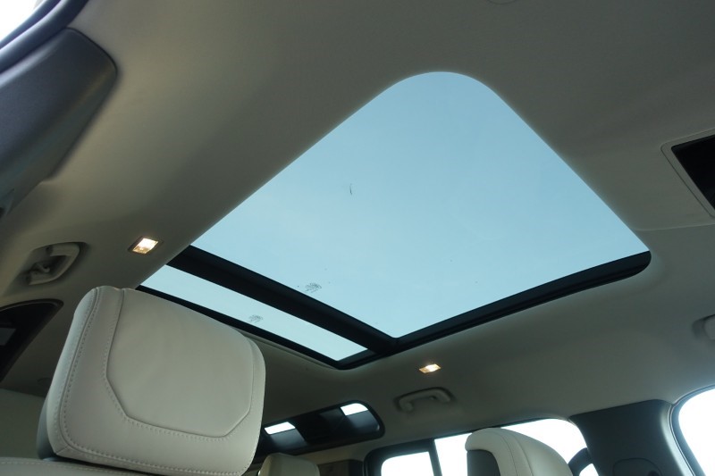 Used Land Rover Defender 2023 for sale - 76981959: Photo 52