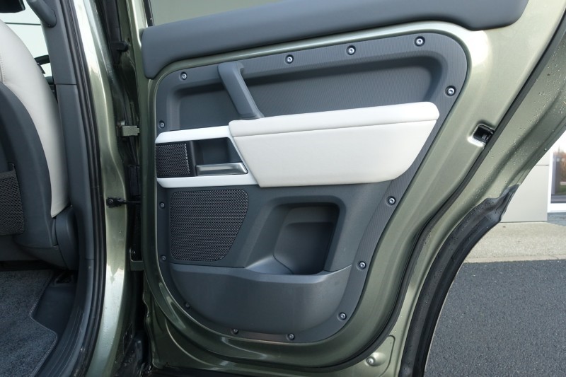 Used Land Rover Defender 2023 for sale - 76981959: Photo 58