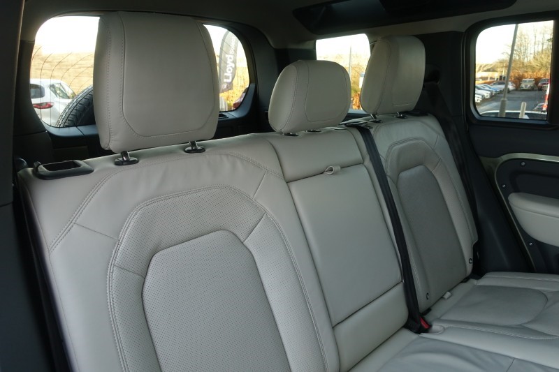 Used Land Rover Defender 2023 for sale - 76981959: Photo 60