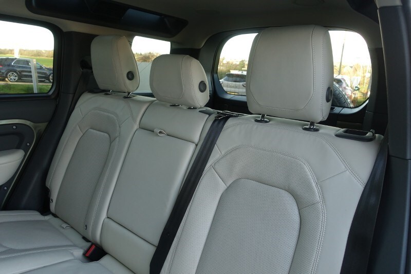 Used Land Rover Defender 2023 for sale - 76981959: Photo 64