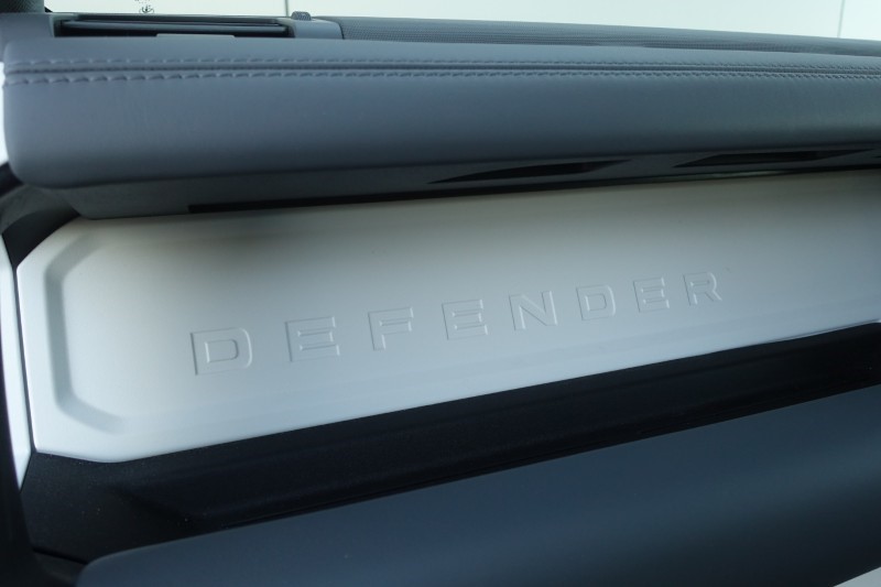 Used Land Rover Defender 2023 for sale - 76981959: Photo 67