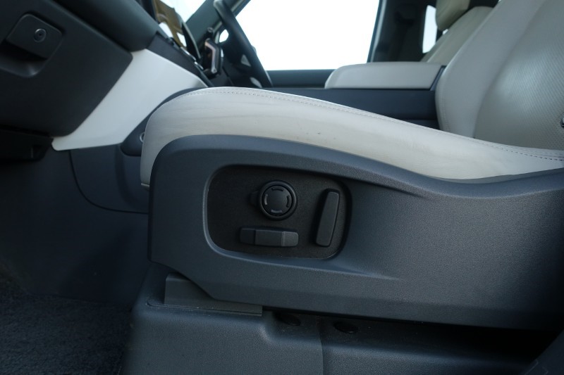 Used Land Rover Defender 2023 for sale - 76981959: Photo 68