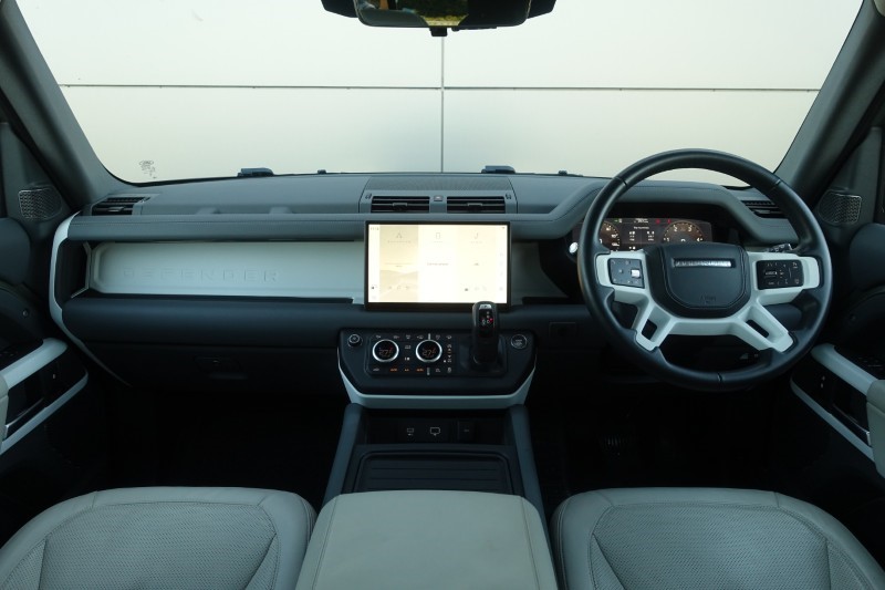 Used Land Rover Defender 2023 for sale - 76981959: Photo 9