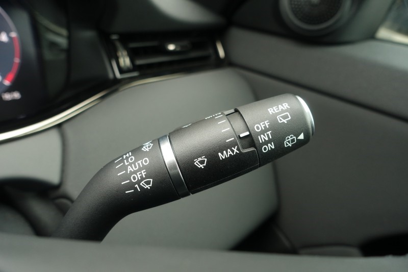 Used Land Rover Range Rover Evoque 2024 for sale - 77997050: Photo 31