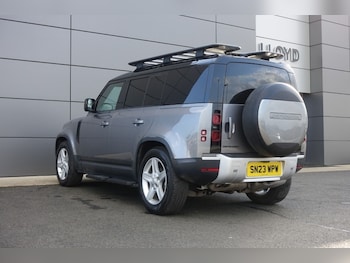 Used Land Rover Defender 2023 for sale - 78885616: Photo
