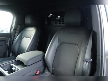 Used Land Rover Defender 2023 for sale - 78885616: Photo