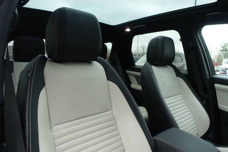 Used Land Rover Discovery Sport 2023 for sale - 77435258: Photo 40