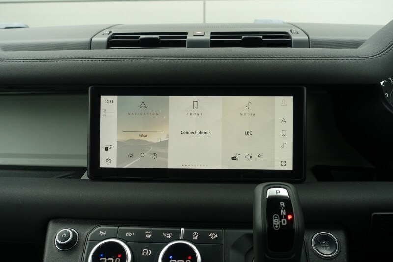 Used Land Rover Defender 2021 for sale - 77662128: Photo 14