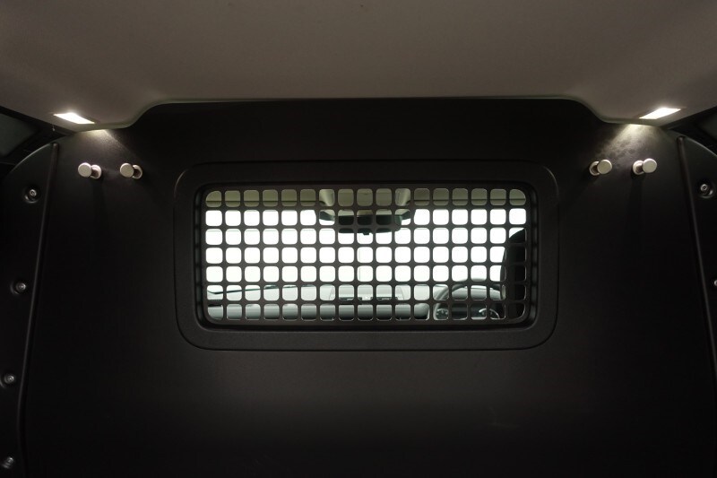 Used Land Rover Defender 2021 for sale - 77662128: Photo 18