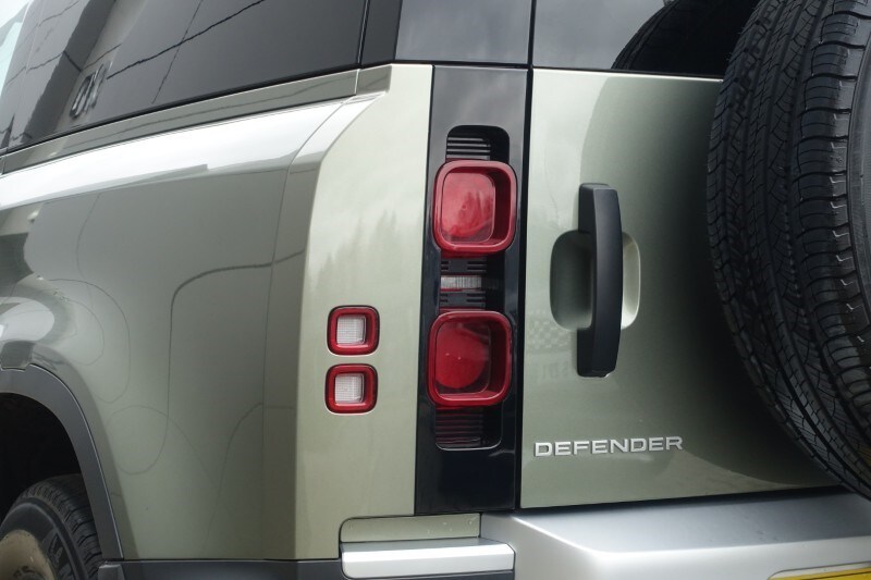 Used Land Rover Defender 2021 for sale - 77662128: Photo 19