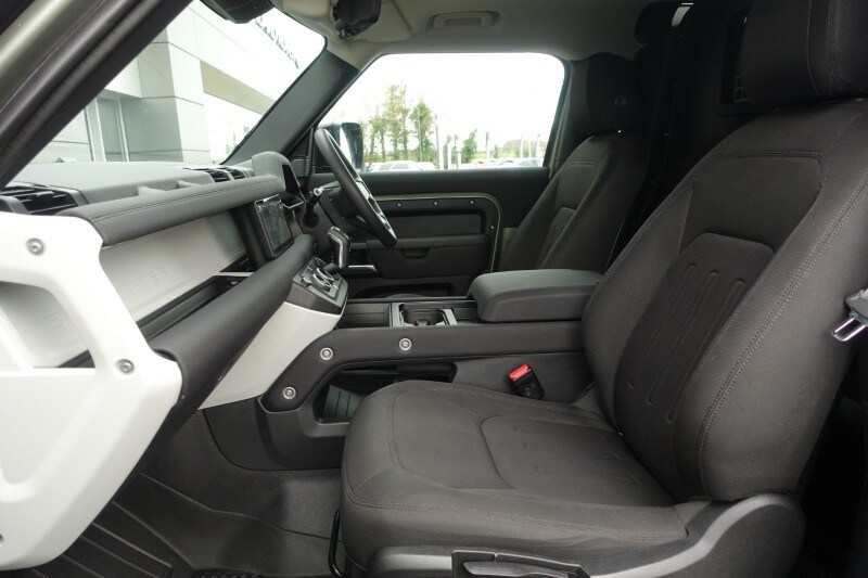 Used Land Rover Defender 2021 for sale - 77662128: Photo 3