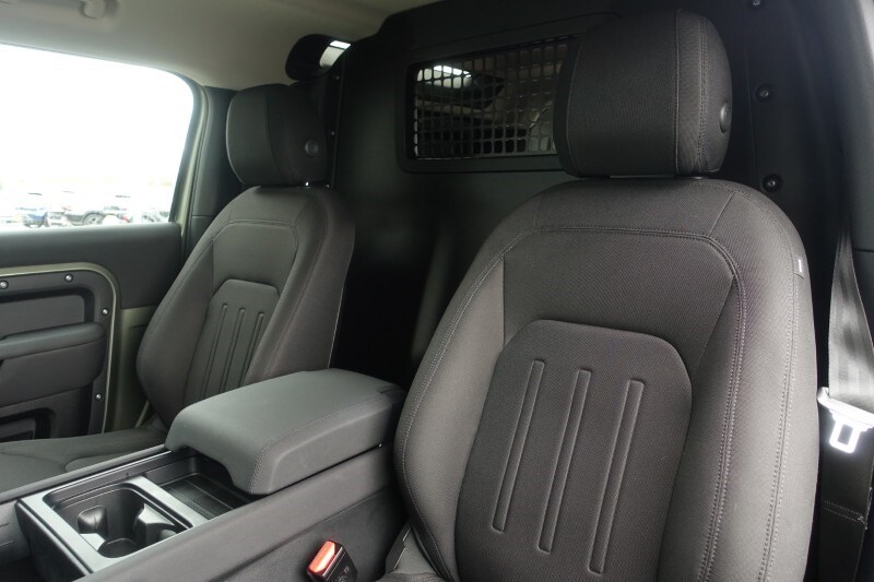 Used Land Rover Defender 2021 for sale - 77662128: Photo 4
