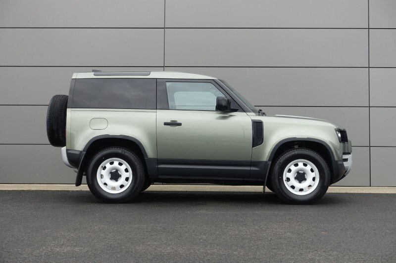 Used Land Rover Defender 2021 for sale - 77662128: Photo 5