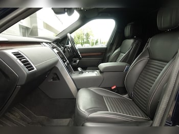 Used Land Rover Discovery 2022 for sale - 78344089: Photo