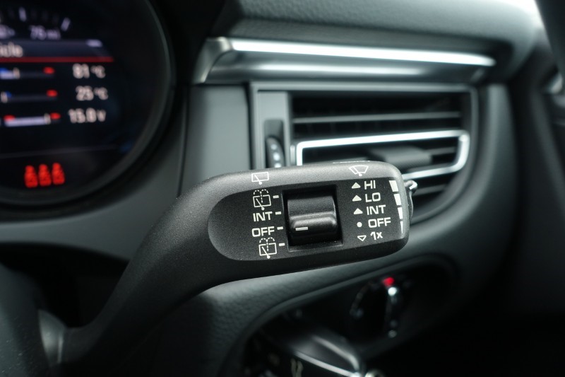 Used Porsche Macan 2022 for sale - 77729458: Photo 38