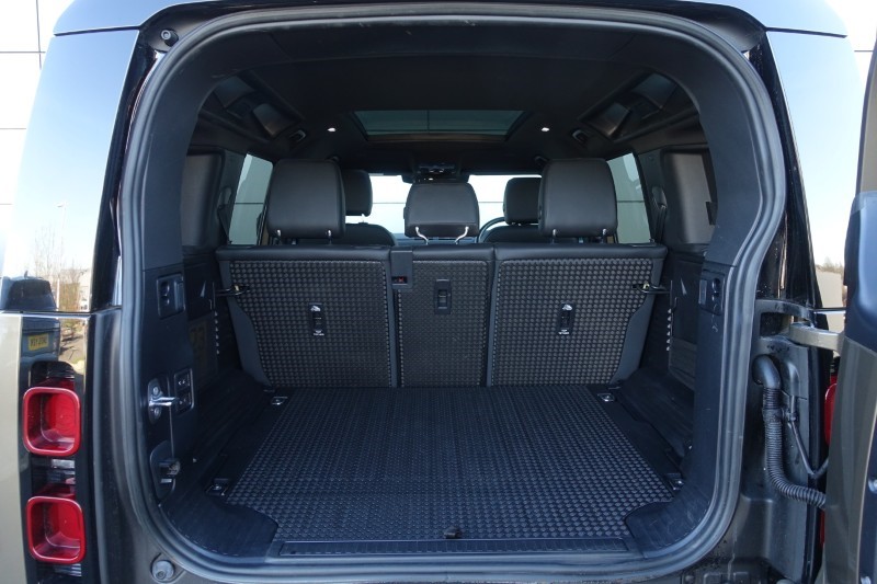 Used Land Rover Defender 2023 for sale - 77791283: Photo 10