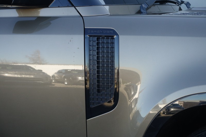 Used Land Rover Defender 2023 for sale - 77791283: Photo 20