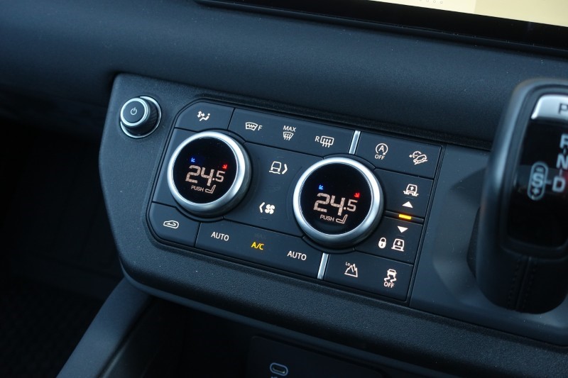 Used Land Rover Defender 2023 for sale - 77791283: Photo 46