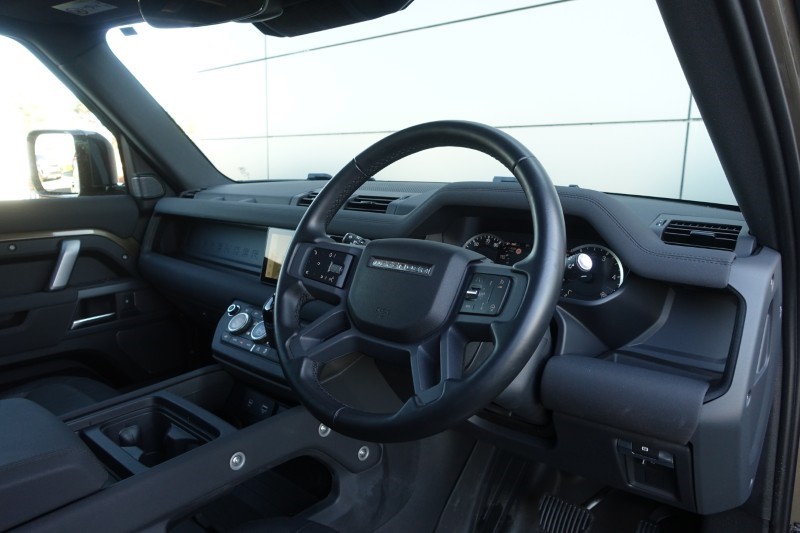 Used Land Rover Defender 2023 for sale - 77791283: Photo 47