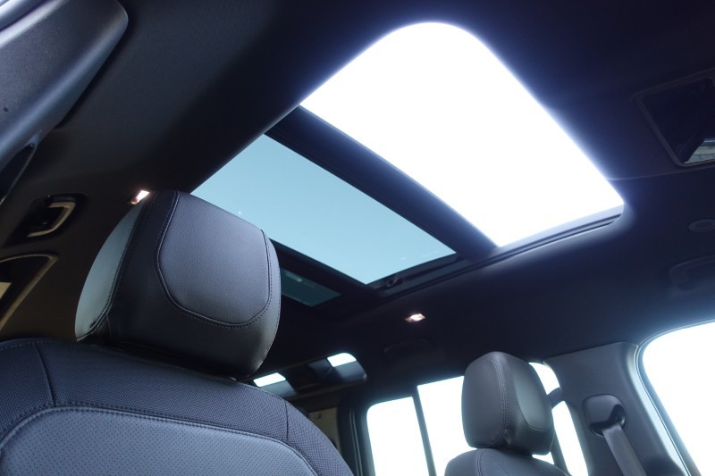 Used Land Rover Defender 2023 for sale - 77791283: Photo 50