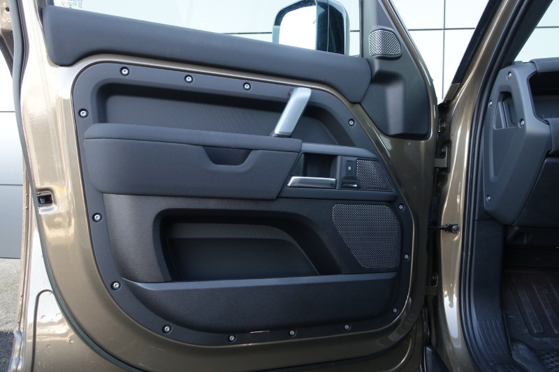 Used Land Rover Defender 2023 for sale - 77791283: Photo 62