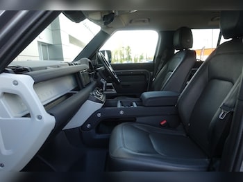 Used Land Rover Defender 2022 for sale - 78226317: Photo