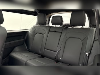 Used Land Rover Defender 2025 for sale - 79593695: Photo