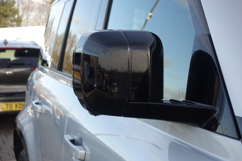 Used Land Rover Defender 2024 for sale - 77690972: Photo 21