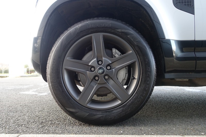 Used Land Rover Defender 2024 for sale - 77690972: Photo 30